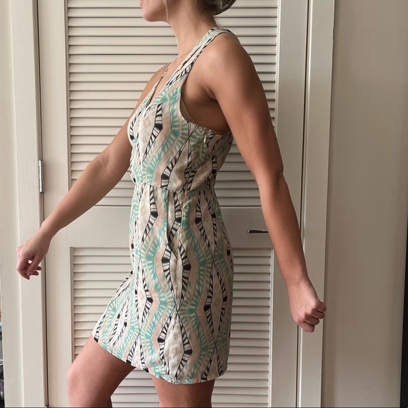 FOREVER 21 pocket mini zebra stripe dress - Picture 3 of 11